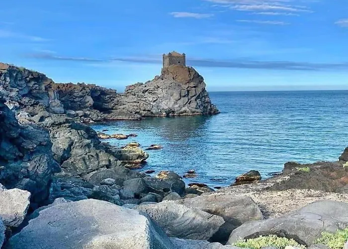 Cozy Etna With Pool 圣韦内里纳